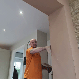 Leading Plastering Contractors in Action